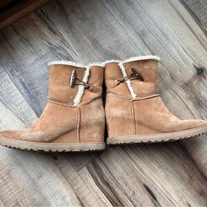 UGG Wedge Boots - Women Size 10